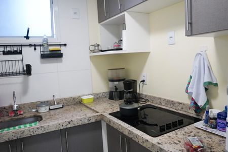 Apartamento à venda com 48m², 2 quartos e 1 vaga Apartamento à venda com 48m², 2 quartos e 1 vagaCozinha