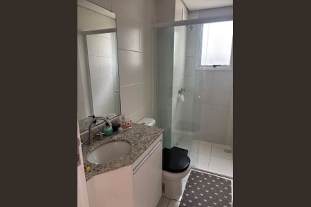 Banheiro de apartamento para alugar com 2 quartos, 60m² em São Domingos, São José dos Pinhais