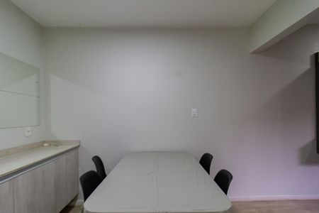 Apartamento para alugar com 70m², 2 quartos e sem vaga