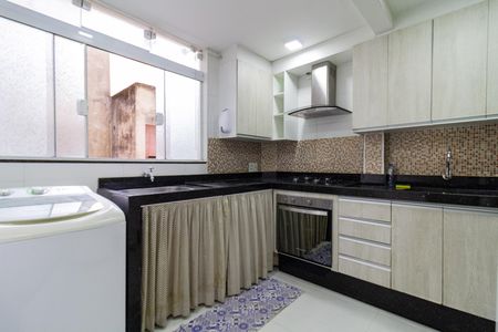 Apartamento para alugar com 70m², 2 quartos e sem vaga