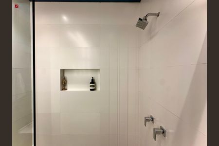 Apartamento para alugar com 130m², 3 quartos e sem vaga