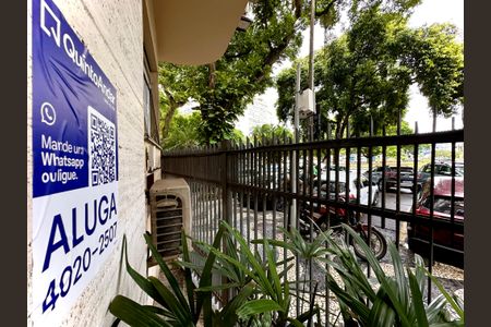 Apartamento para alugar com 130m², 3 quartos e sem vaga