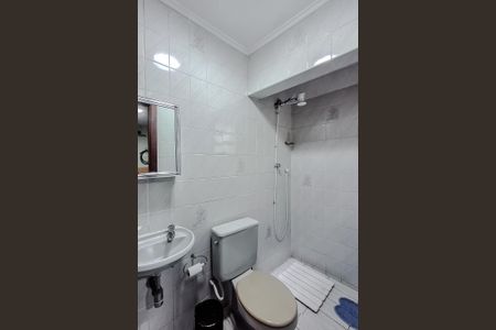 Casa à venda com 300m², 3 quartos e 6 vagasBanheiro de serviço