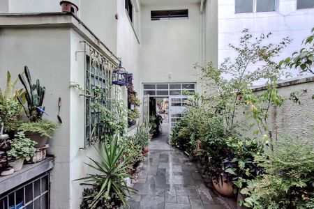 Casa à venda com 300m², 3 quartos e 6 vagasÁrea externa