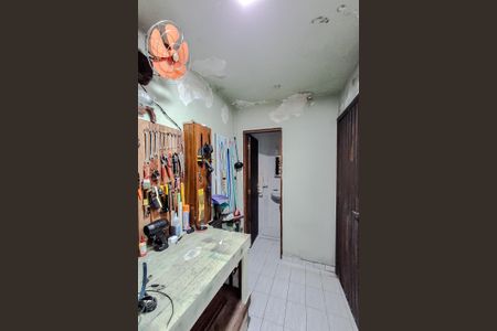 Casa à venda com 300m², 3 quartos e 6 vagasQuarto de Serviço