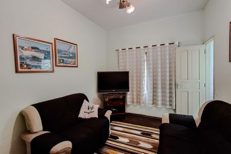 Sala de TV de casa à venda com 3 quartos, 300m² em Vila Monumento, São Paulo