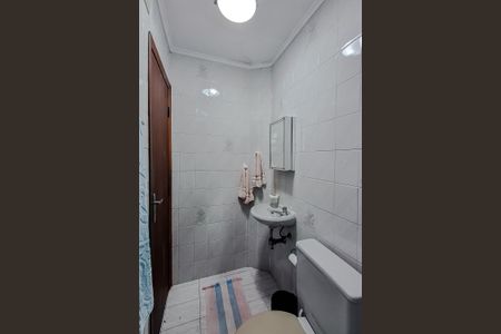 Casa à venda com 300m², 3 quartos e 6 vagasBanheiro de serviço