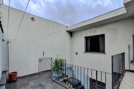 Casa à venda com 300m², 3 quartos e 6 vagasÁrea externa