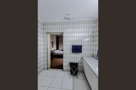 Casa à venda com 300m², 3 quartos e 6 vagasBanheiro da Suíte
