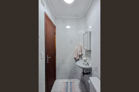 Casa à venda com 300m², 3 quartos e 6 vagasBanheiro de serviço