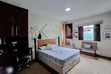 Casa à venda com 300m², 3 quartos e 6 vagasQuarto 2 