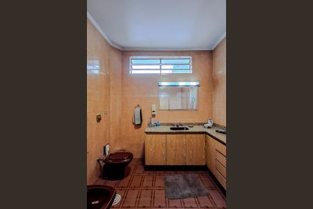 Casa à venda com 300m², 3 quartos e 6 vagasBanheiro