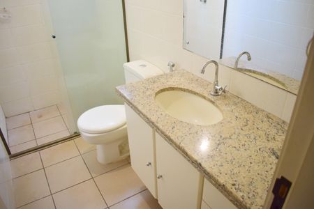 Apartamento para alugar com 90m², 2 quartos e 2 vagasBanheiro da Suíte