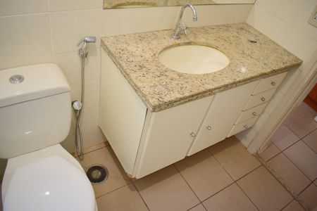 Apartamento para alugar com 90m², 2 quartos e 2 vagasBanheiro da Suíte