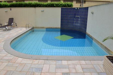 Apartamento para alugar com 90m², 2 quartos e 2 vagasÁrea comum - Piscina