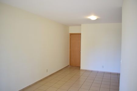 Apartamento para alugar com 90m², 2 quartos e 2 vagasSala