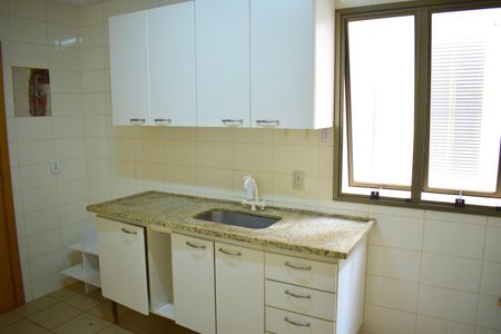 Apartamento para alugar com 90m², 2 quartos e 2 vagasCozinha - Armários