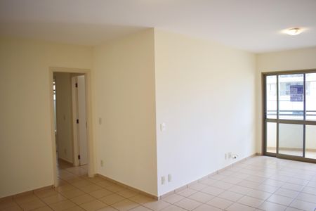 Apartamento para alugar com 90m², 2 quartos e 2 vagasSala