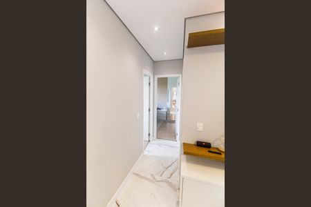 Apartamento à venda com 84m², 2 quartos e 2 vagasCorredor