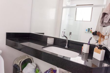 Apartamento à venda com 62m², 2 quartos e 2 vagasbanheiro suite 1