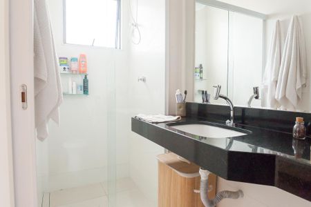 Apartamento à venda com 62m², 2 quartos e 2 vagasbanheiro suite 2