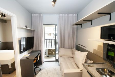 entrada  de kitnet/studio à venda com 1 quarto, 25m² em Pinheiros, São Paulo