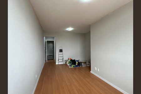 Apartamento para alugar com 59m², 2 quartos e 1 vaga Apartamento para alugar com 59m², 2 quartos e 1 vagaSala