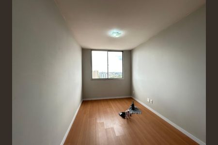 Sala de apartamento para alugar com 2 quartos, 59m² em Vila Mangalot, São Paulo