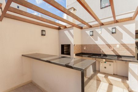 Apartamento para alugar com 33m², 2 quartos e sem vagaÁrea comum - Churrasqueira