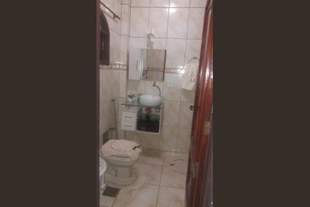 Banheiro de apartamento para alugar com 2 quartos, 74m² em Honório Gurgel, Rio de Janeiro