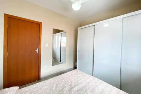 Casa para alugar com 2 quartos, 50m² em Santa Terezinha, Belo Horizonte