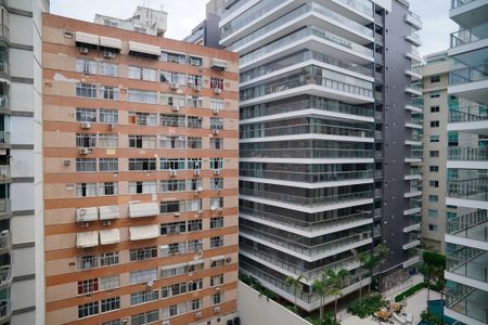Vista da Sala de apartamento à venda com 2 quartos, 3000m² em Icaraí, Niterói