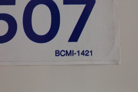 Apartamento à venda com 39m², 2 quartos e sem vagaPlaca instalada na janela do imóvel (2ºandar) - Código da placa BCMI-1421