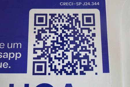 Apartamento à venda com 39m², 2 quartos e sem vagaPlaca instalada na janela do imóvel (2ºandar) - Código da placa BCMI-1421