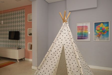 Apartamento à venda com 39m², 2 quartos e sem vagaÁrea comum - Brinquedoteca