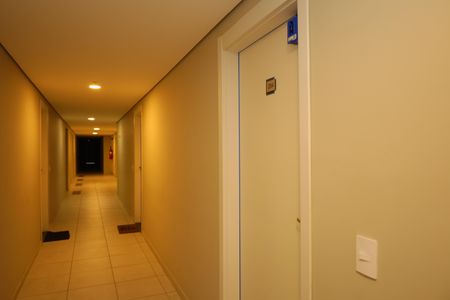 Apartamento à venda com 39m², 2 quartos e sem vagaÁrea comum - Saguão do andar