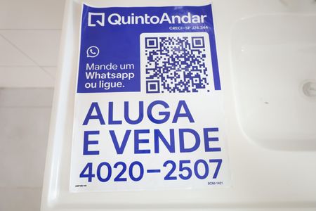 Apartamento à venda com 39m², 2 quartos e sem vagaPlaca instalada na janela do imóvel (2ºandar) - Código da placa BCMI-1421