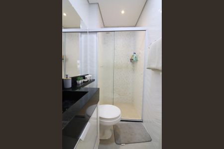 Apartamento à venda com 74m², 2 quartos e 2 vagasBanheiro Social