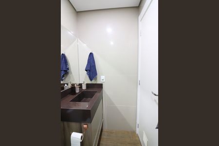 Apartamento à venda com 74m², 2 quartos e 2 vagasQuarto 2 - Suíte Banheiro 
