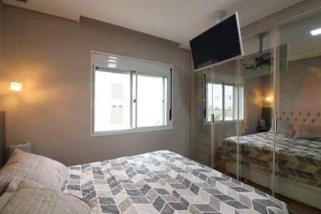 Apartamento à venda com 74m², 2 quartos e 2 vagasQuarto 2 - Suíte