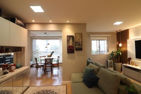 Apartamento à venda com 74m², 2 quartos e 2 vagasSala 