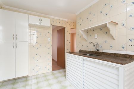 Apartamento para alugar com 55m², 3 quartos e sem vagaCozinha 