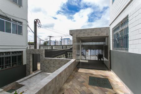 Apartamento para alugar com 55m², 3 quartos e sem vagaÁrea comum 