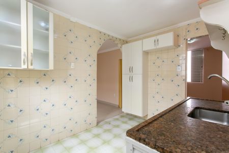 Apartamento para alugar com 55m², 3 quartos e sem vagaCozinha 