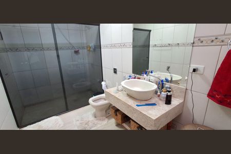 Casa à venda com 630m², 11 quartos e sem vaga Casa à venda com 630m², 11 quartos e sem vagaBanheiro Social