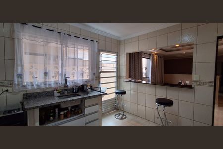 Casa à venda com 630m², 11 quartos e sem vaga Casa à venda com 630m², 11 quartos e sem vagaCozinha