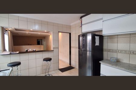 Casa à venda com 630m², 11 quartos e sem vaga Casa à venda com 630m², 11 quartos e sem vagaCozinha