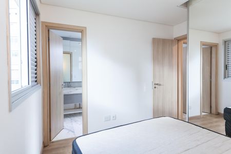 Apartamento para alugar com 78m², 2 quartos e 4 vagassuite 