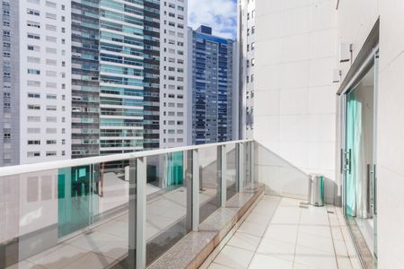 Varanda da Sala de apartamento para alugar com 2 quartos, 78m² em Vila da Serra, Nova Lima