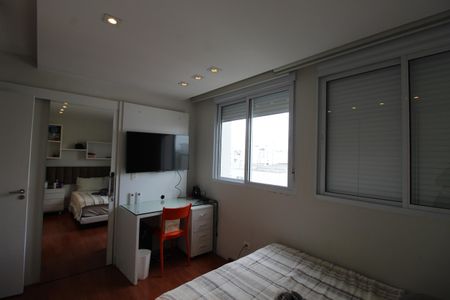 Apartamento para alugar com 146m², 2 quartos e 2 vagasSuíte